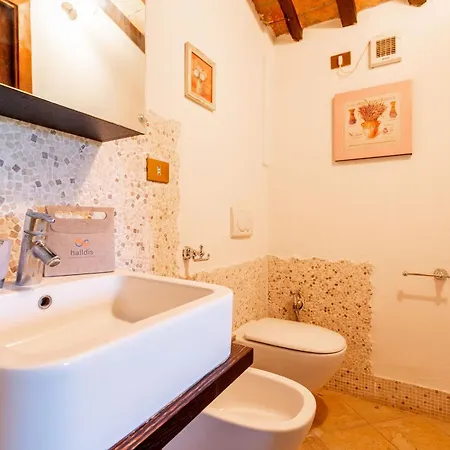 Casale Bianca Luce By Halldis