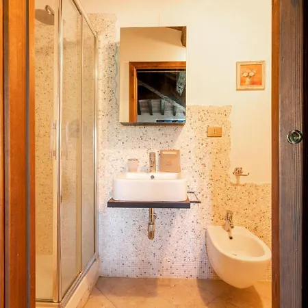 Casale Bianca Luce By Halldis Santa Luce
