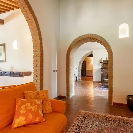 Villa Casale Bianca Luce By Halldis Santa Luce