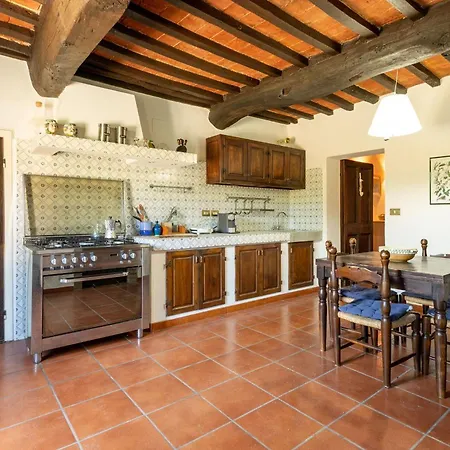 Villa Casale Bianca Luce By Halldis *